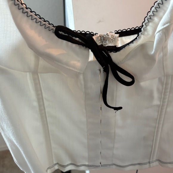White Fox Boutique White Bustier with Black Accents - Picture 4 of 4